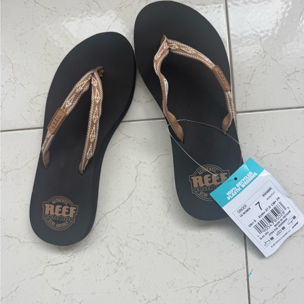 Reef Women's Ginger Brown Flip Flops - Picture 3 of 5